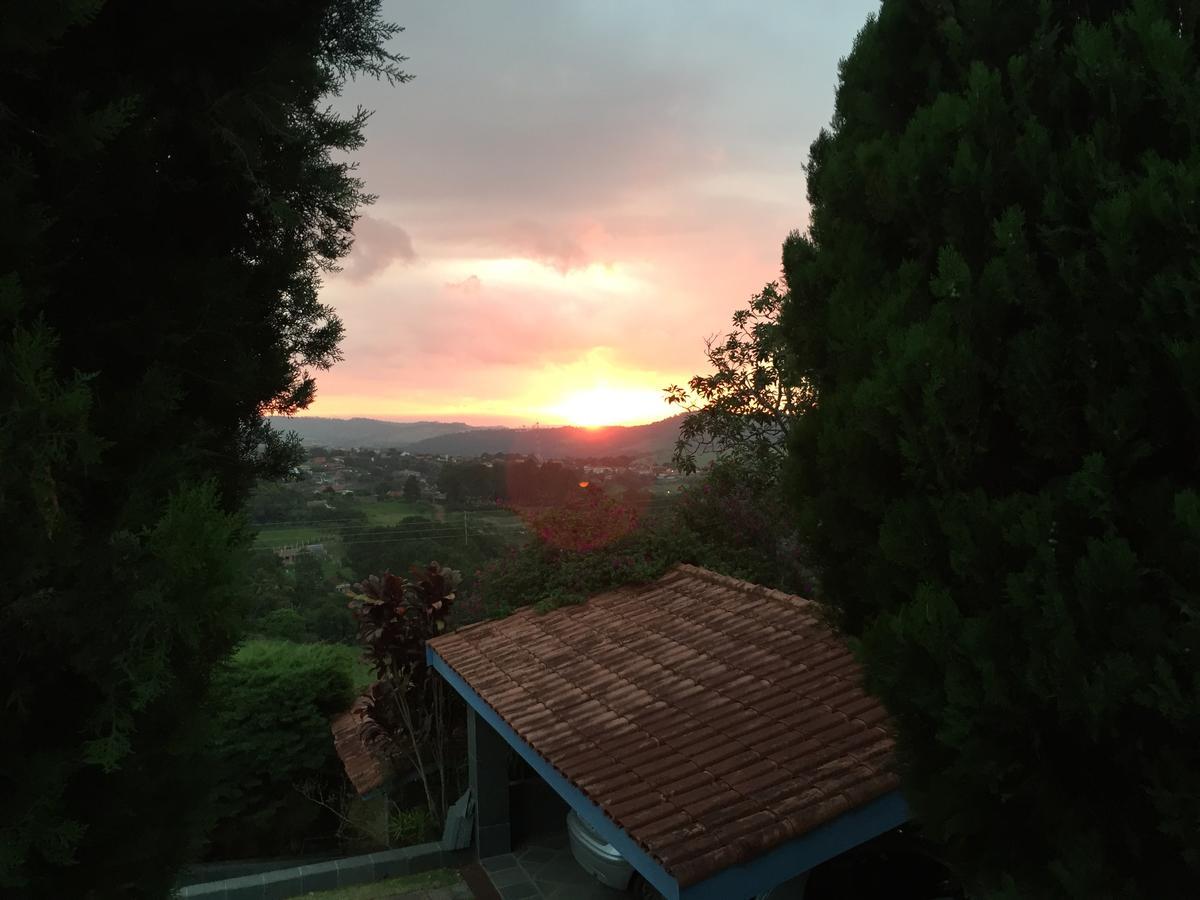Vila Linda Chacara Com Piscina Atibaia Exteriér fotografie